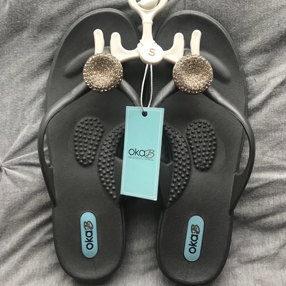 Oka-b flip flop with sparkles